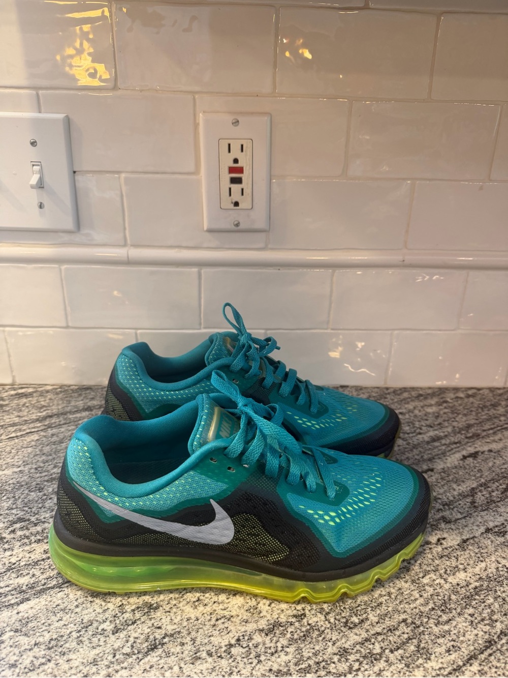 Women’s Nike Air Max Teal Flash Lime 621078-302 Size 9 - Picture 5 of 10